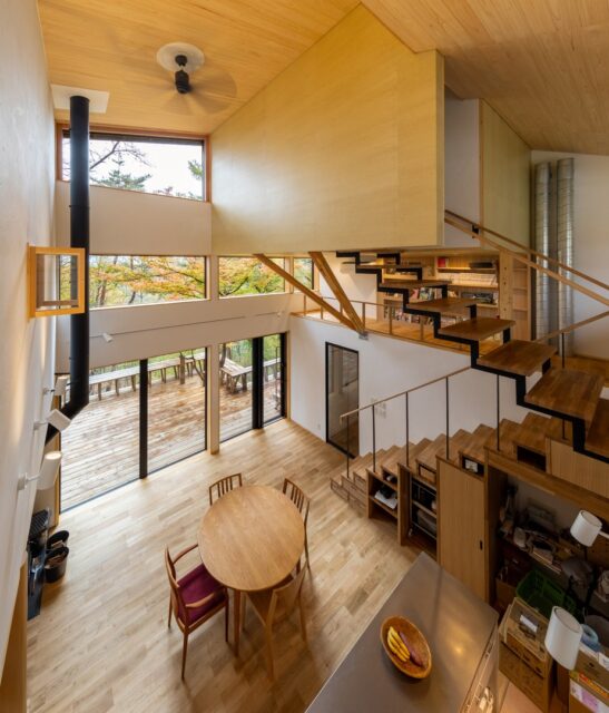 千ヶ滝の家-離れのある家 | House in Sengataki-House with Annexes みかんぐみ MIKAN ...